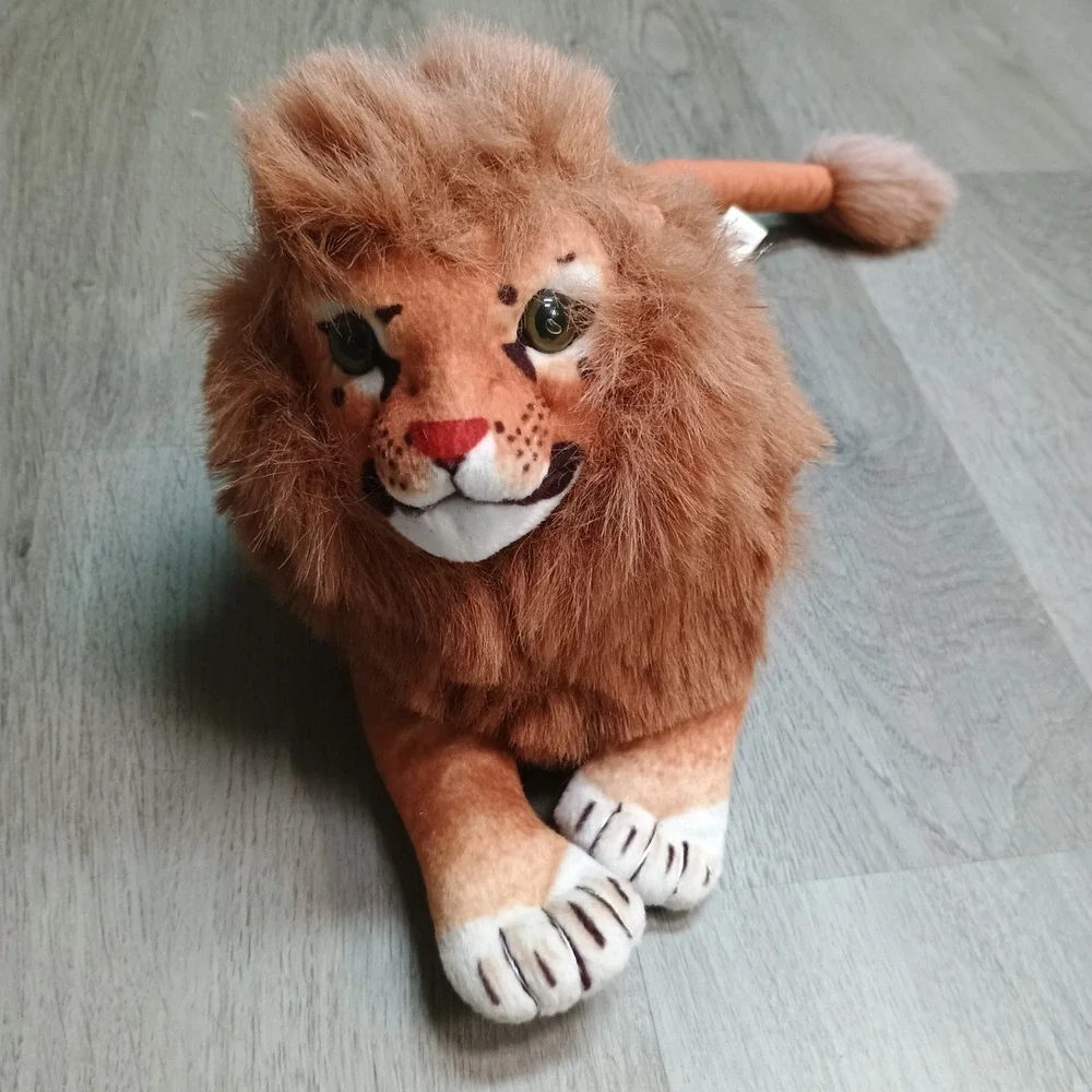 Vintage Goffa Realistic Print Lion Laying Plush 12 Inch